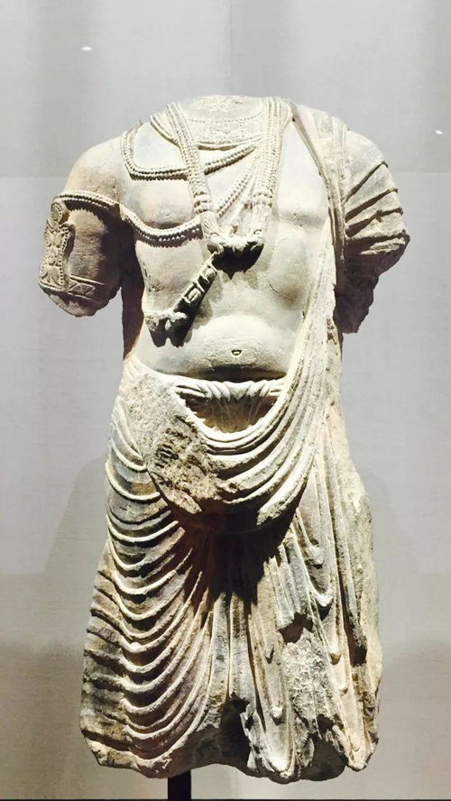 性感的身材,深邃的思想和俊美的面庞,1800多年前,是他们将佛教艺术带往中国